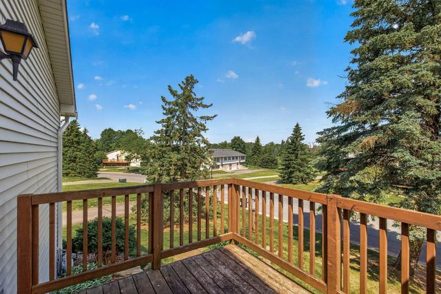 4450 Clover Lane, Eagan, MN 55122