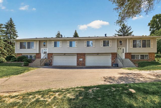 4450 Clover Lane, Eagan, MN 55122