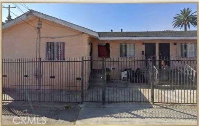 11100 S, New Hampshire, Los Angeles, CA 90044