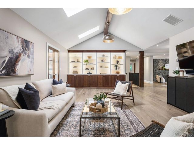 4285 S Hudson Pkwy, Englewood, CO 80113