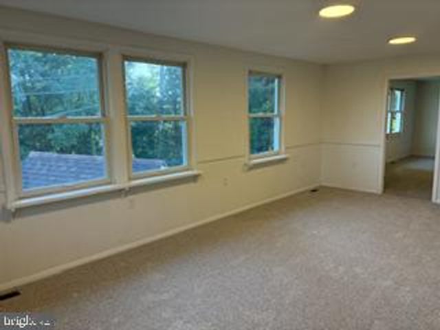 65 BUNKER LN, Etters, PA 17319