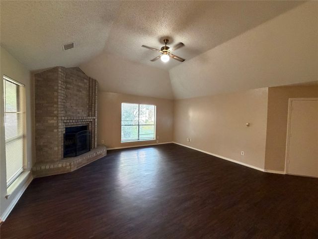 1221 Castleman Drive, Cedar Hill, TX 75104