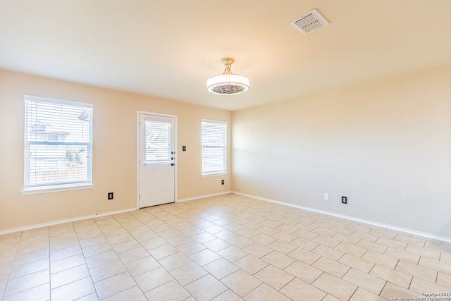 1744 EMERALD EDGE, San Antonio, TX 78245