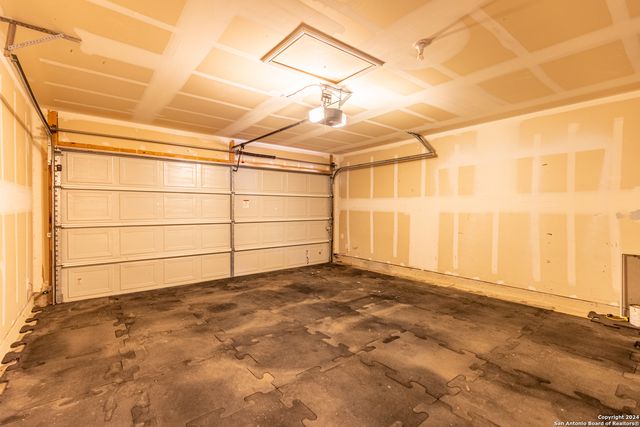 1744 EMERALD EDGE, San Antonio, TX 78245