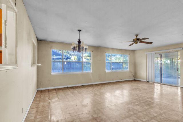 1317 Tobola Street, Rosenberg, TX 77471