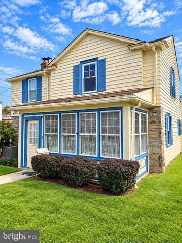 7329 DUNGAN RD, Philadelphia, PA 19111