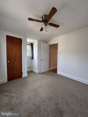 7329 DUNGAN RD, Philadelphia, PA 19111