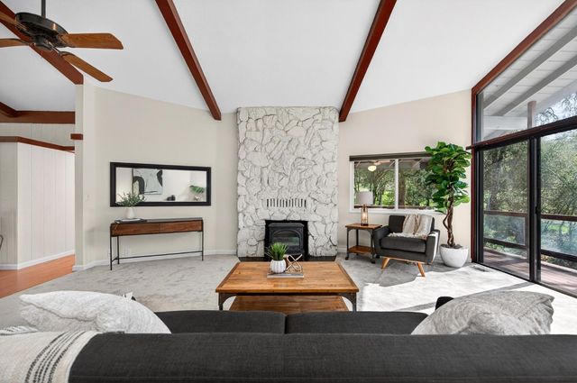 2468 Oakvale Dr., Shingle Springs, CA 95682