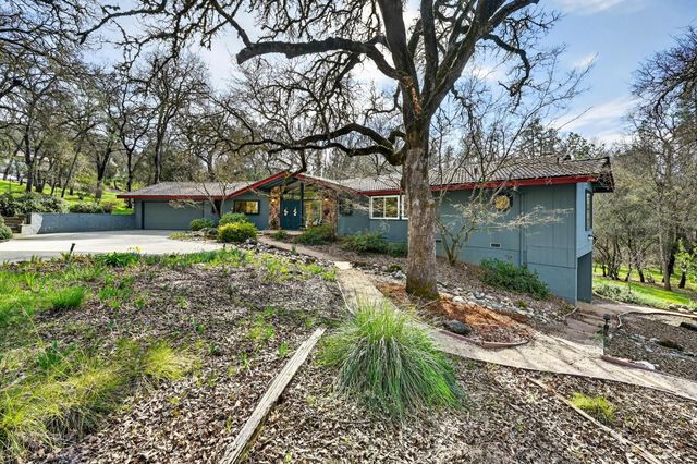 2468 Oakvale Dr., Shingle Springs, CA 95682