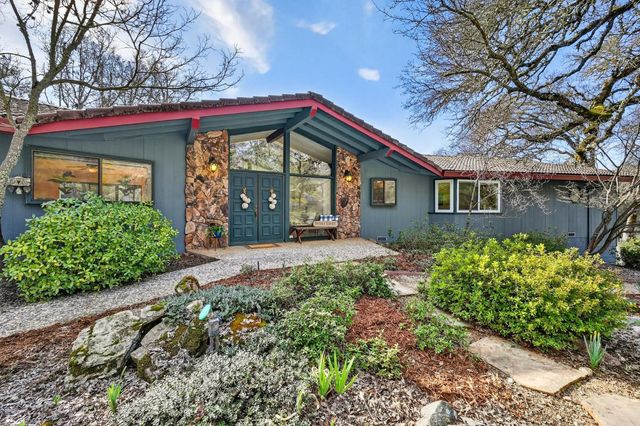 2468 Oakvale Dr., Shingle Springs, CA 95682