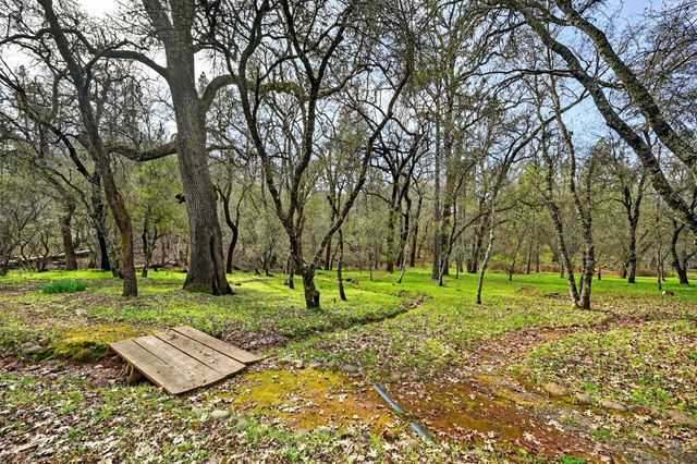 2468 Oakvale Dr., Shingle Springs, CA 95682