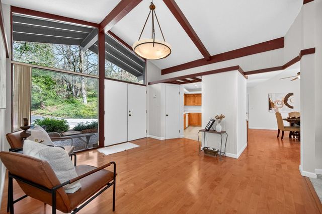 2468 Oakvale Dr., Shingle Springs, CA 95682