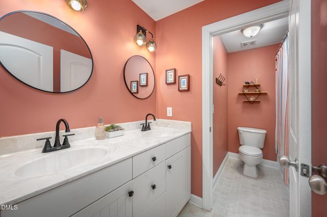 726 Ruth Circle, Fuquay Varina, NC 27526