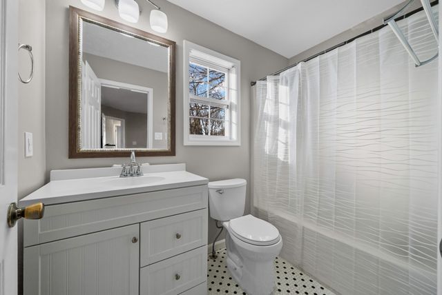 3329 S Senseney Cir, Clarksville, TN 37042