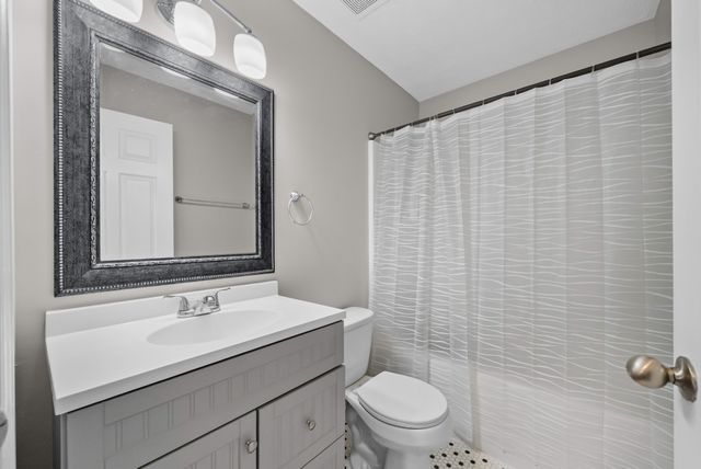 3329 S Senseney Cir, Clarksville, TN 37042