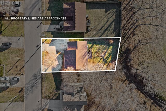 3329 S Senseney Cir, Clarksville, TN 37042