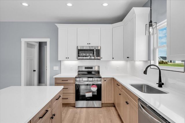 25 Lookout Dr, Winchester, TN 37398