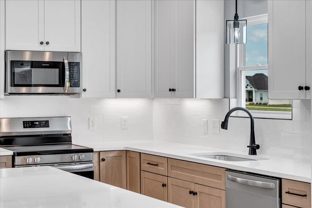 25 Lookout Dr, Winchester, TN 37398