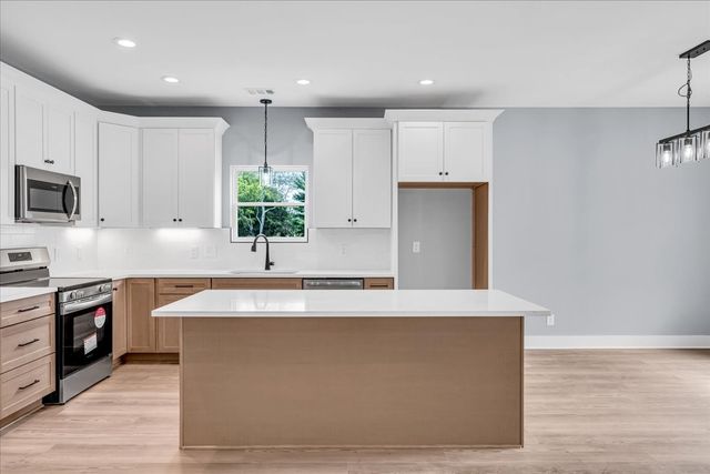 25 Lookout Dr, Winchester, TN 37398