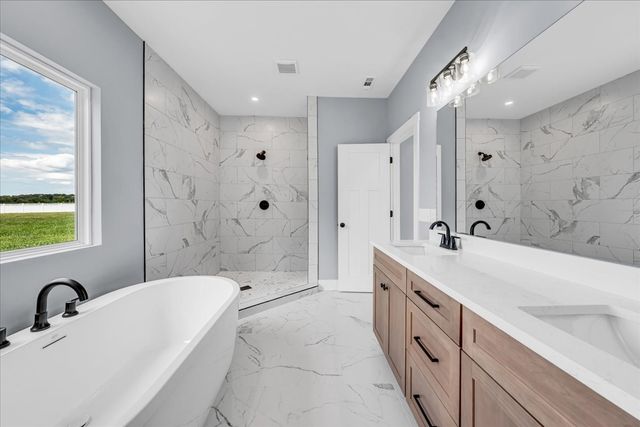 25 Lookout Dr, Winchester, TN 37398