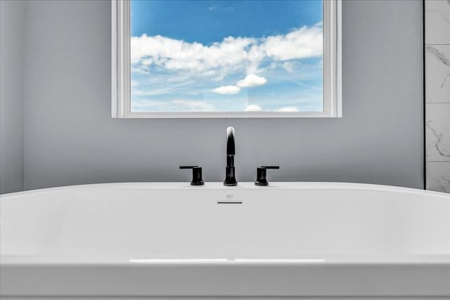 25 Lookout Dr, Winchester, TN 37398