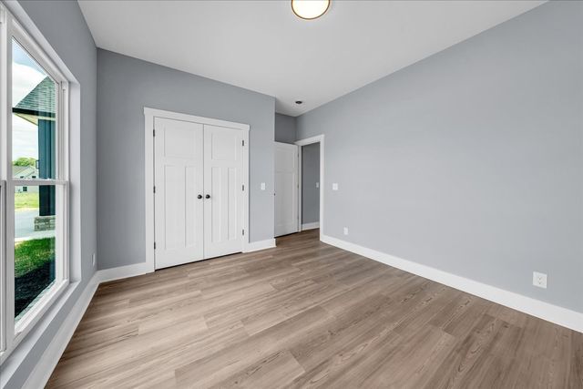 25 Lookout Dr, Winchester, TN 37398