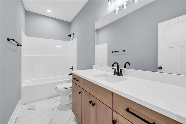 25 Lookout Dr, Winchester, TN 37398