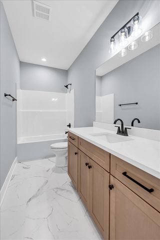 25 Lookout Dr, Winchester, TN 37398