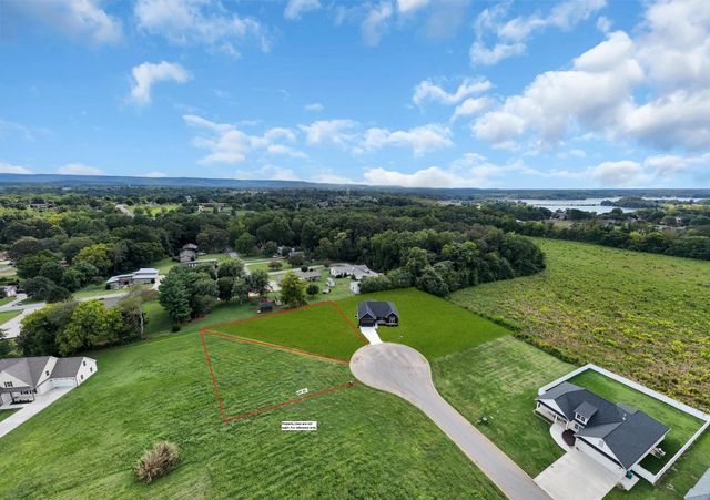 25 Lookout Dr, Winchester, TN 37398