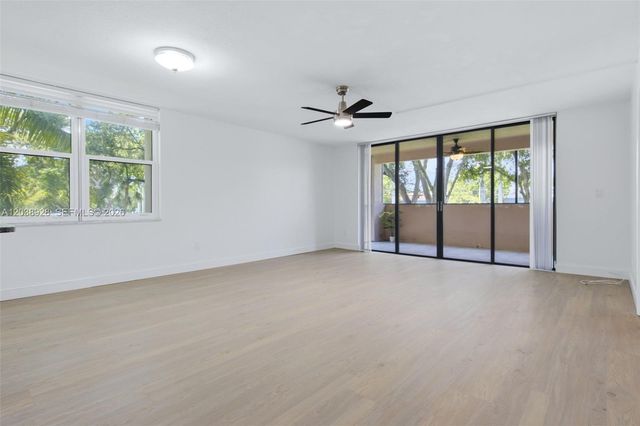 6800 Cypress Road 201, Plantation, FL 33317