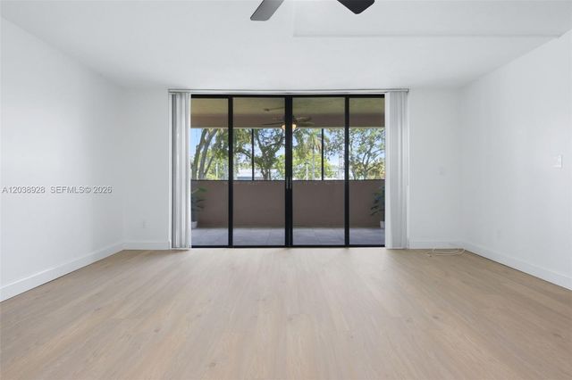 6800 Cypress Road 201, Plantation, FL 33317