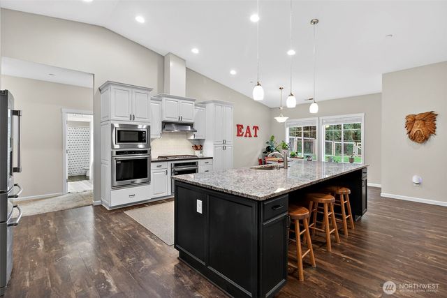 35888 301st Place SE, Enumclaw, WA 98022