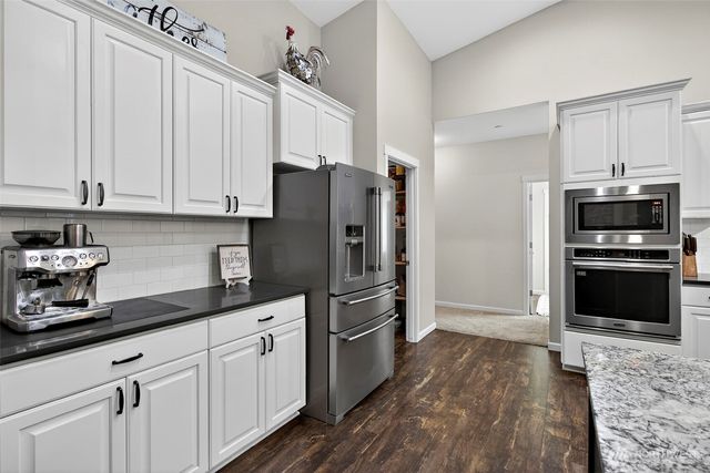 35888 301st Place SE, Enumclaw, WA 98022
