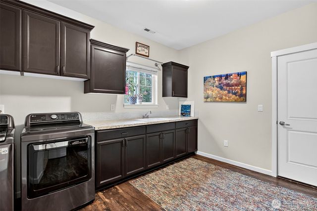 35888 301st Place SE, Enumclaw, WA 98022