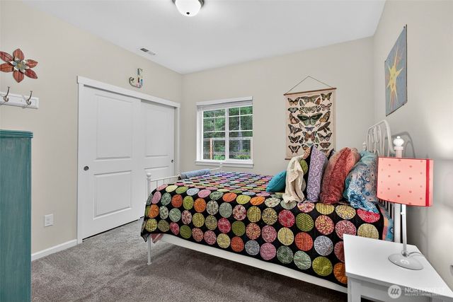 35888 301st Place SE, Enumclaw, WA 98022