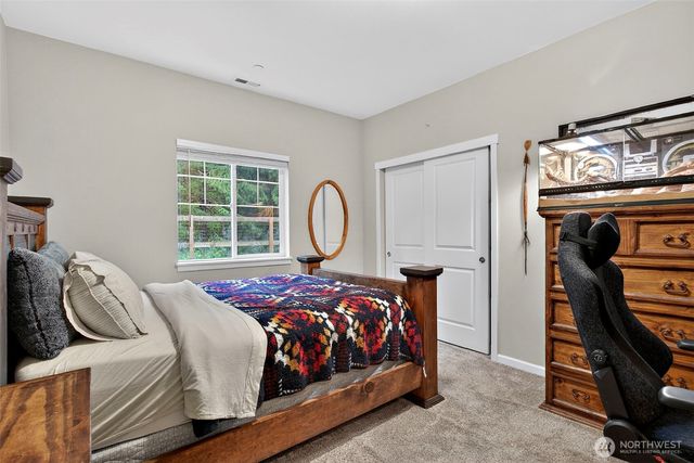 35888 301st Place SE, Enumclaw, WA 98022