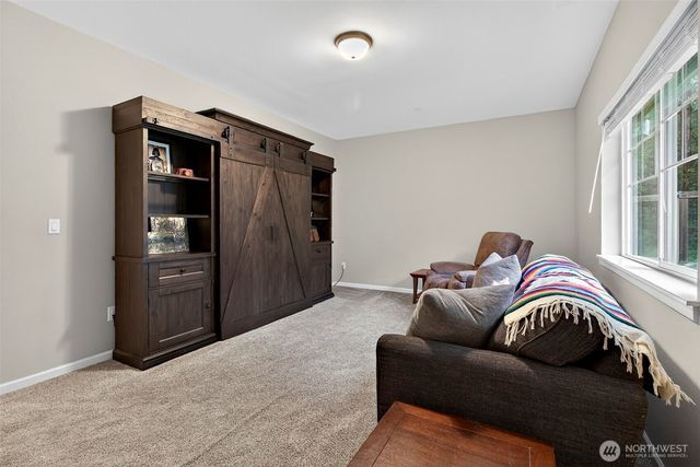 35888 301st Place SE, Enumclaw, WA 98022