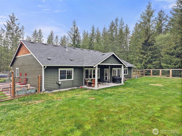 35888 301st Place SE, Enumclaw, WA 98022