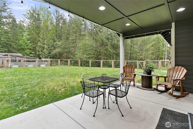 35888 301st Place SE, Enumclaw, WA 98022