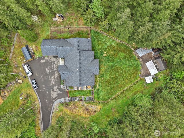 35888 301st Place SE, Enumclaw, WA 98022
