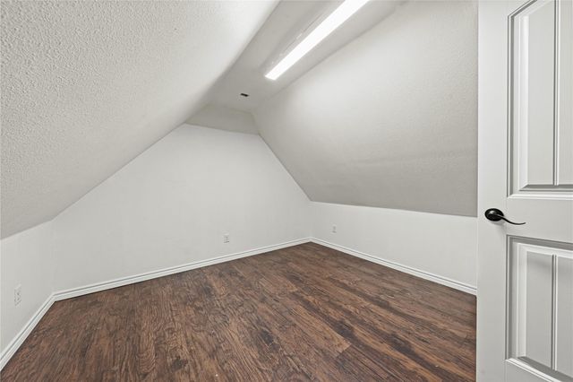 21107 Knight Quest Drive, Tomball, TX 77375