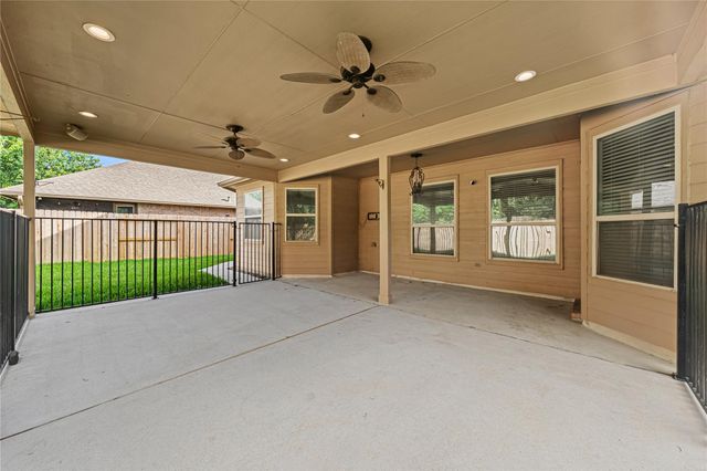 21107 Knight Quest Drive, Tomball, TX 77375