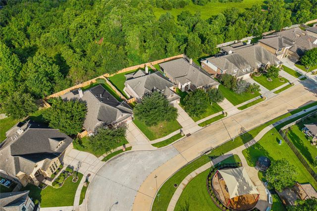 21107 Knight Quest Drive, Tomball, TX 77375