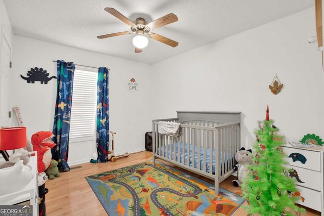 101 Twin Oaks Drive, Calhoun, GA 30701