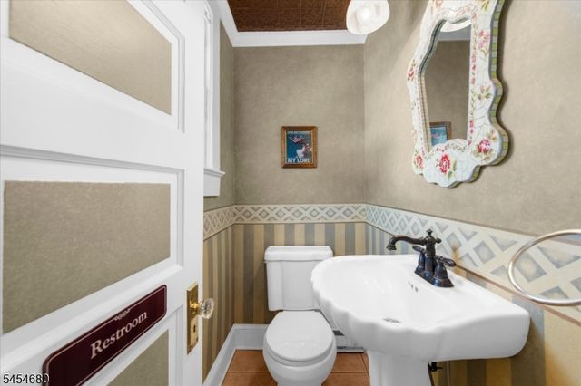 110 W Washington Ave, Washington Boro, NJ 07882