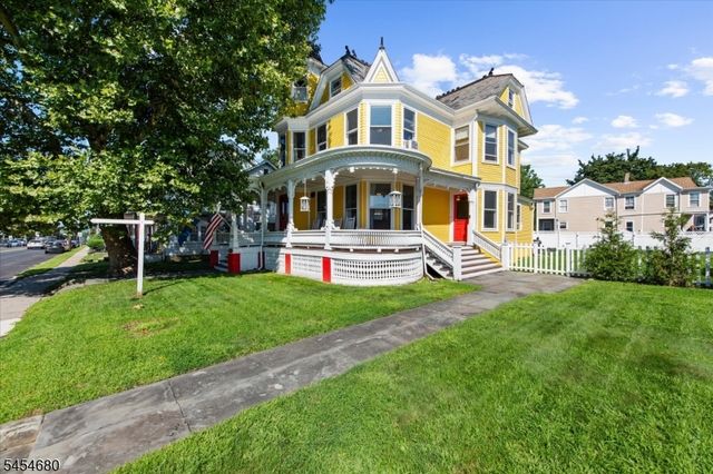 110 W Washington Ave, Washington Boro, NJ 07882