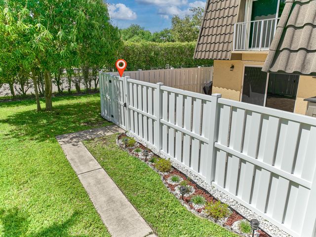 22168 Boca Rancho Drive D, Boca Raton, FL 33428
