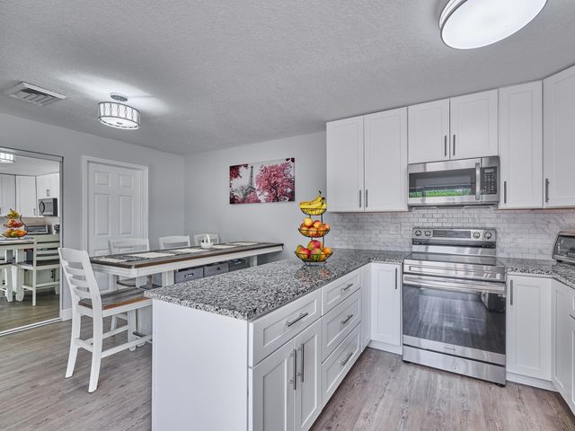 22168 Boca Rancho Drive D, Boca Raton, FL 33428