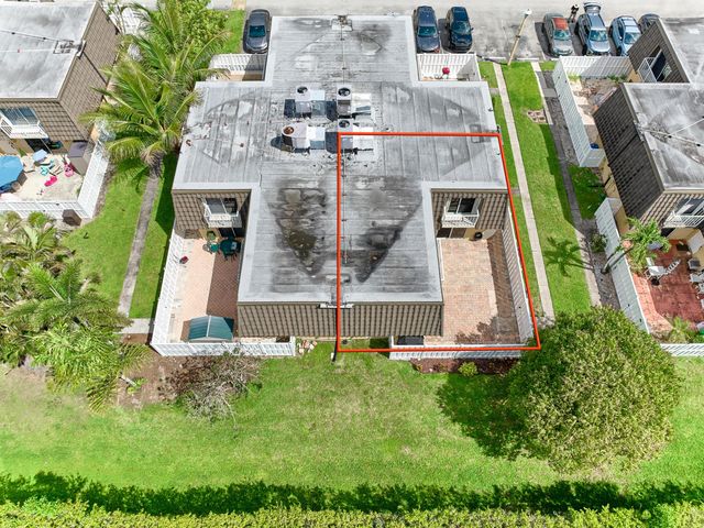22168 Boca Rancho Drive D, Boca Raton, FL 33428