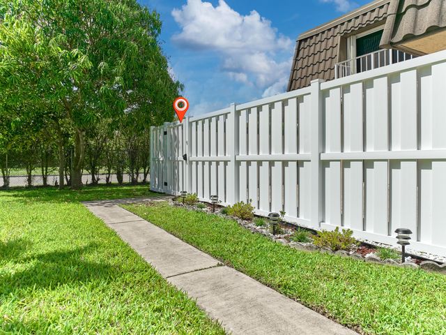 22168 Boca Rancho Drive D, Boca Raton, FL 33428
